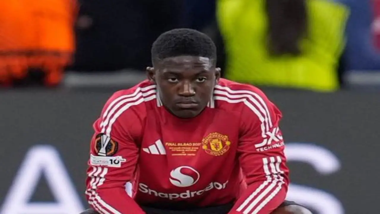 في تصريح مثير: أموريم يرى ماينو كمستقبل مانشستر يونايتد